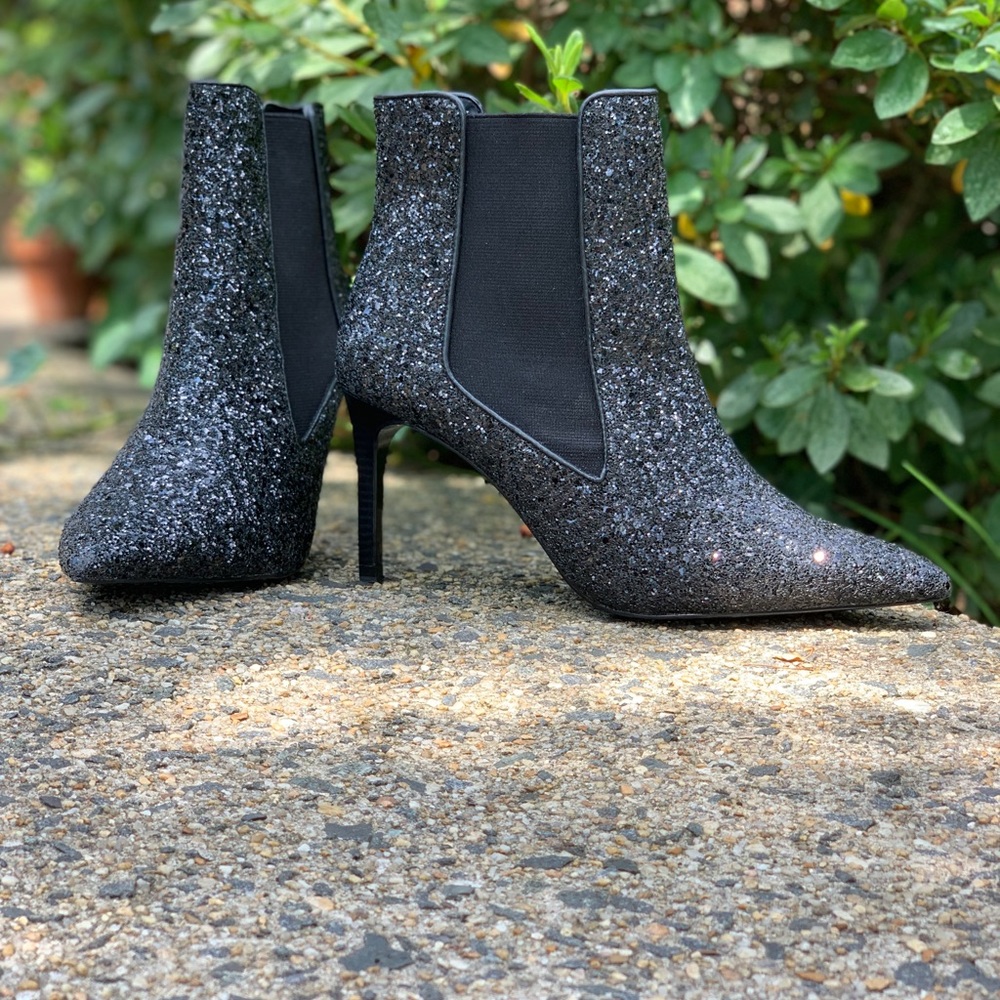 ✨ Zara Meteor Black Glitter Heels✨